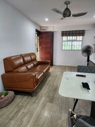 Blk 247 Jurong East Street 24 (Jurong East), HDB 3 Rooms #560278331